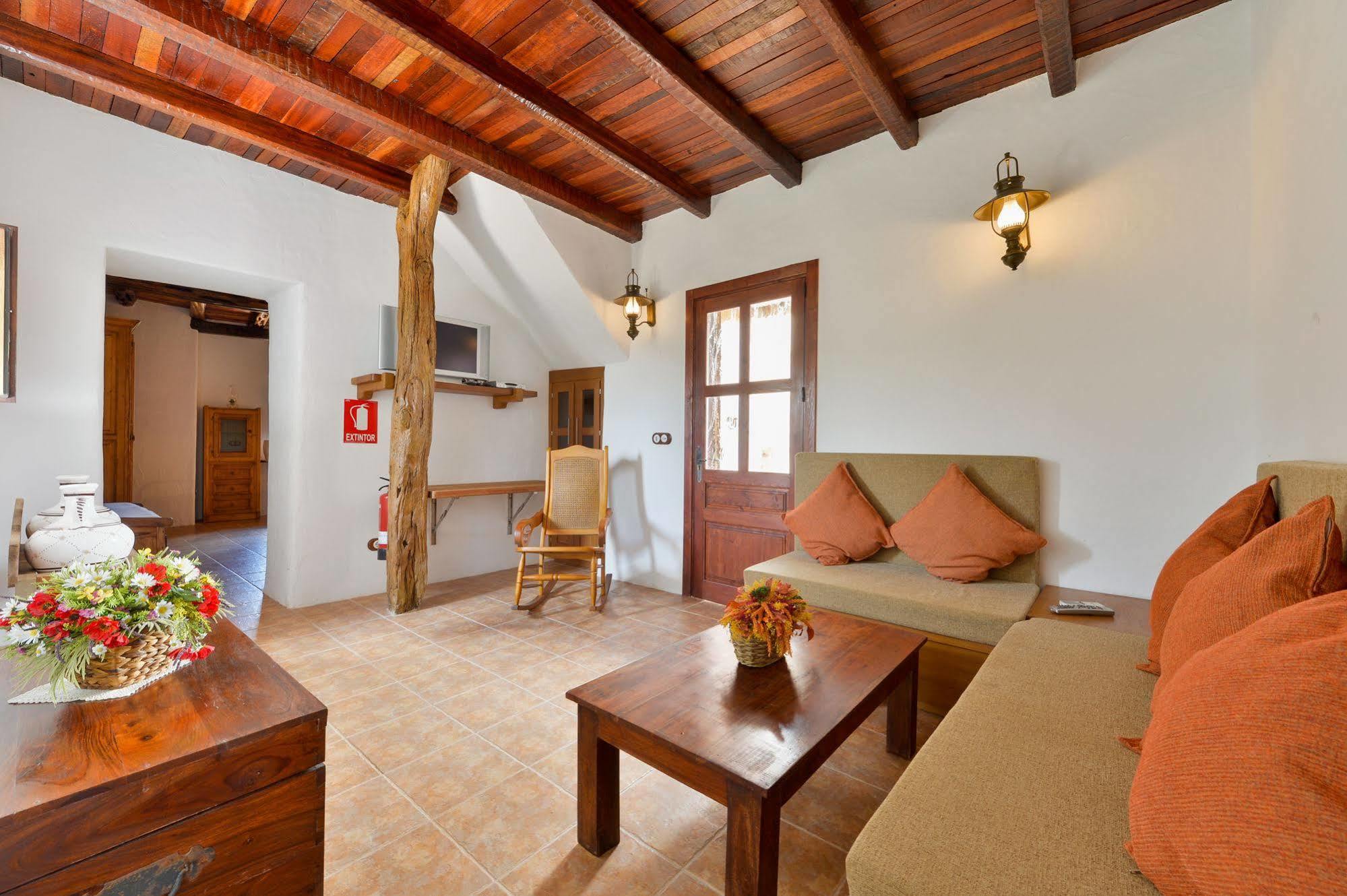 Villa Can Toni Es Cucons Sant Joan De Labritja Dış mekan fotoğraf